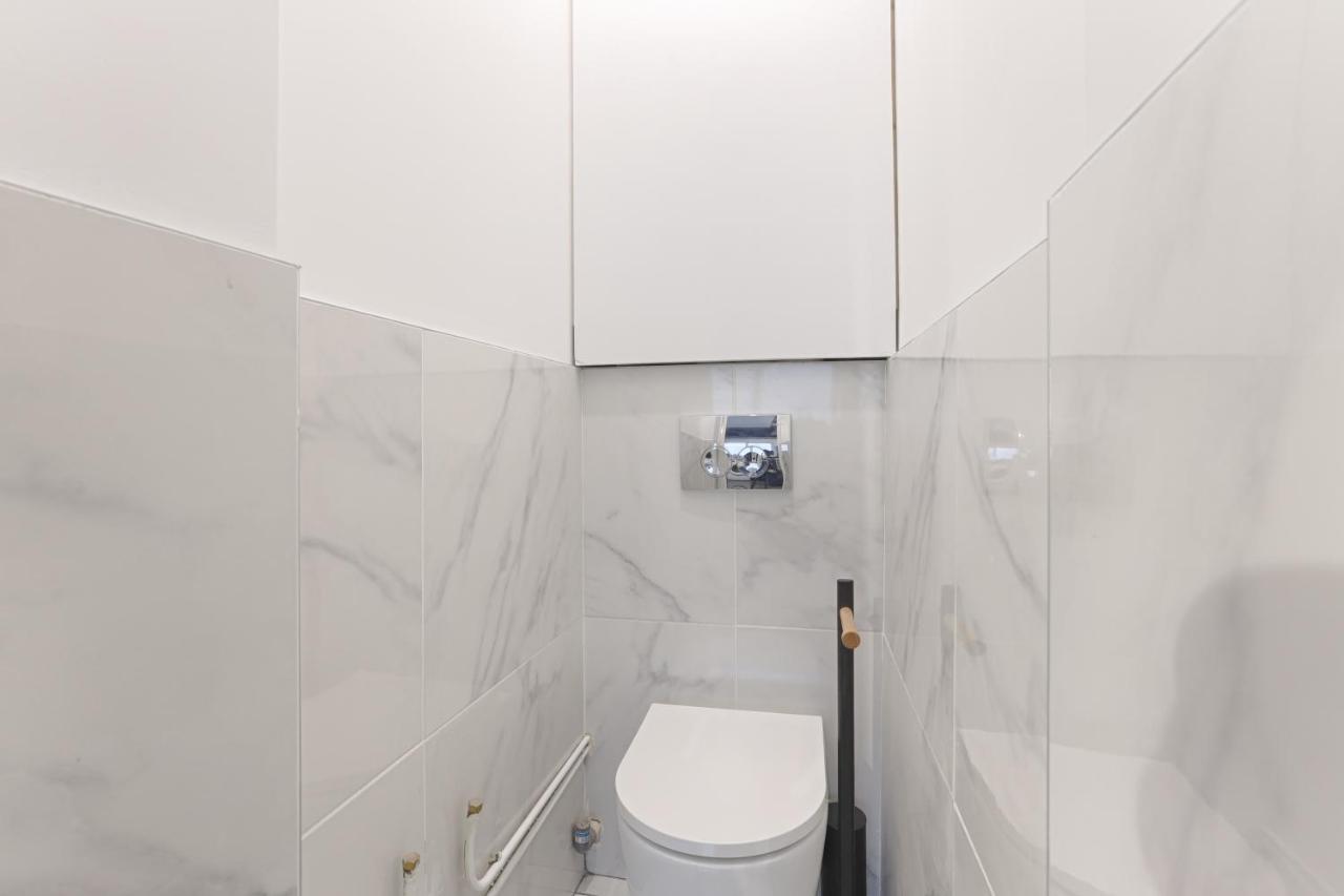 Amazing Luxury Triplex 3Br/8P - Arc De Triomphe Lägenhet Paris Exteriör bild