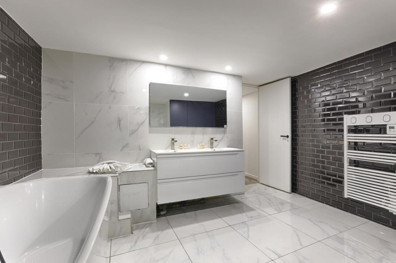 Amazing Luxury Triplex 3Br/8P - Arc De Triomphe Lägenhet Paris Exteriör bild
